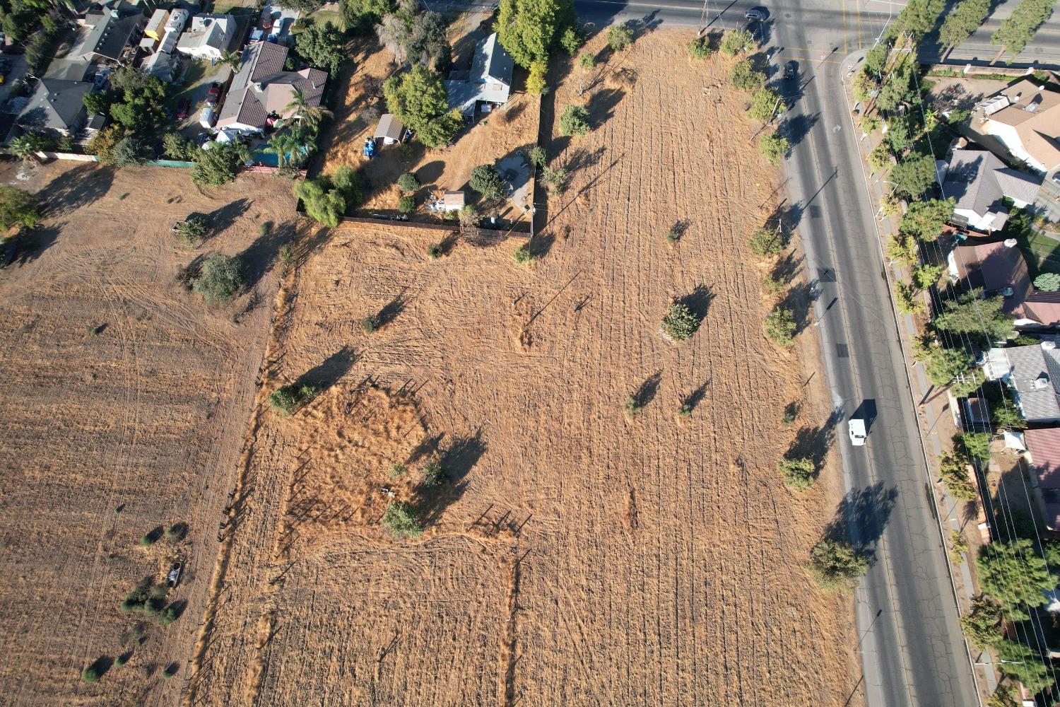 0 0 SEC- Willow & Church Ave, Fresno, CA 93725