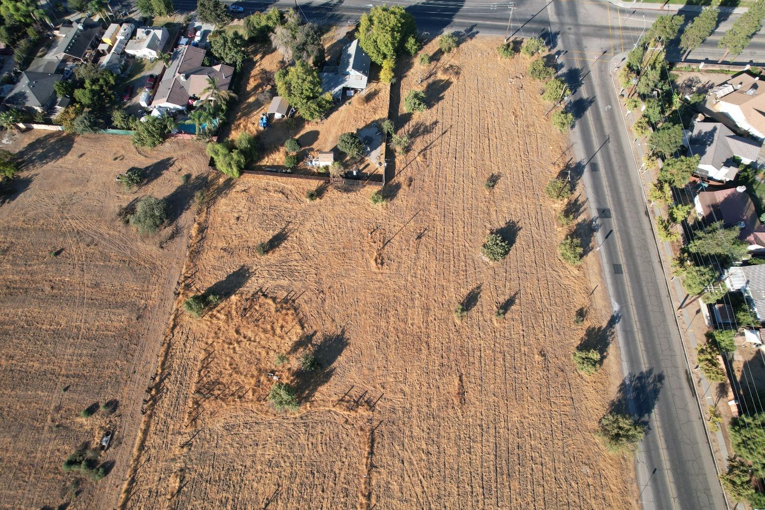 0 0 SEC- Willow & Church Ave, Fresno, CA 93725