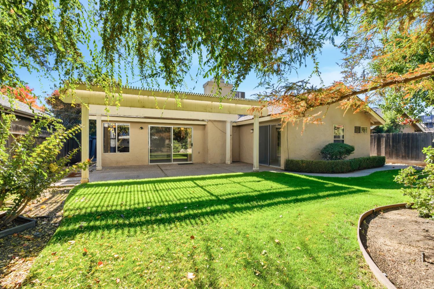 3282 W Spruce Ave, Fresno, CA 93711