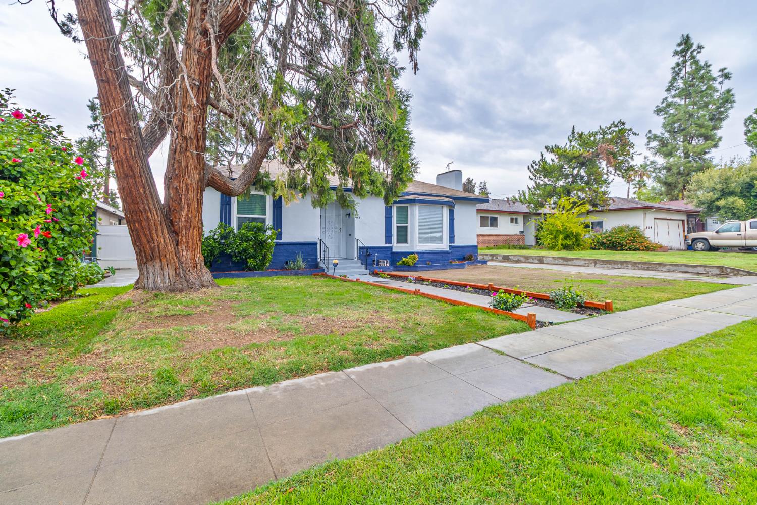 934 W Terrace Ave, Fresno, CA 93705