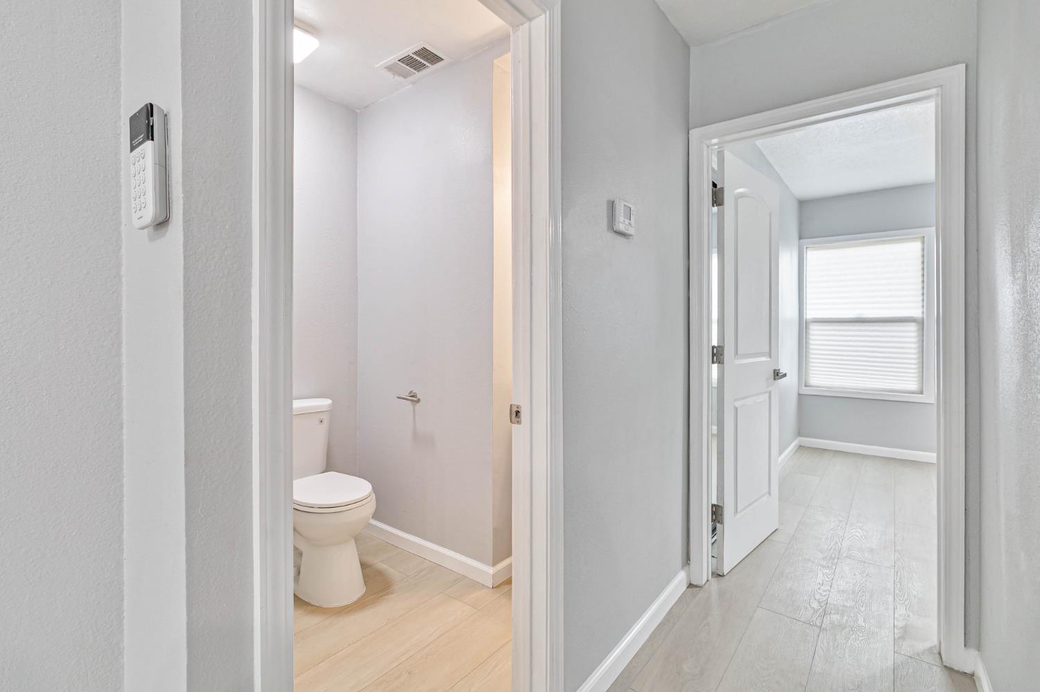 934 W Terrace Ave, Fresno, CA 93705