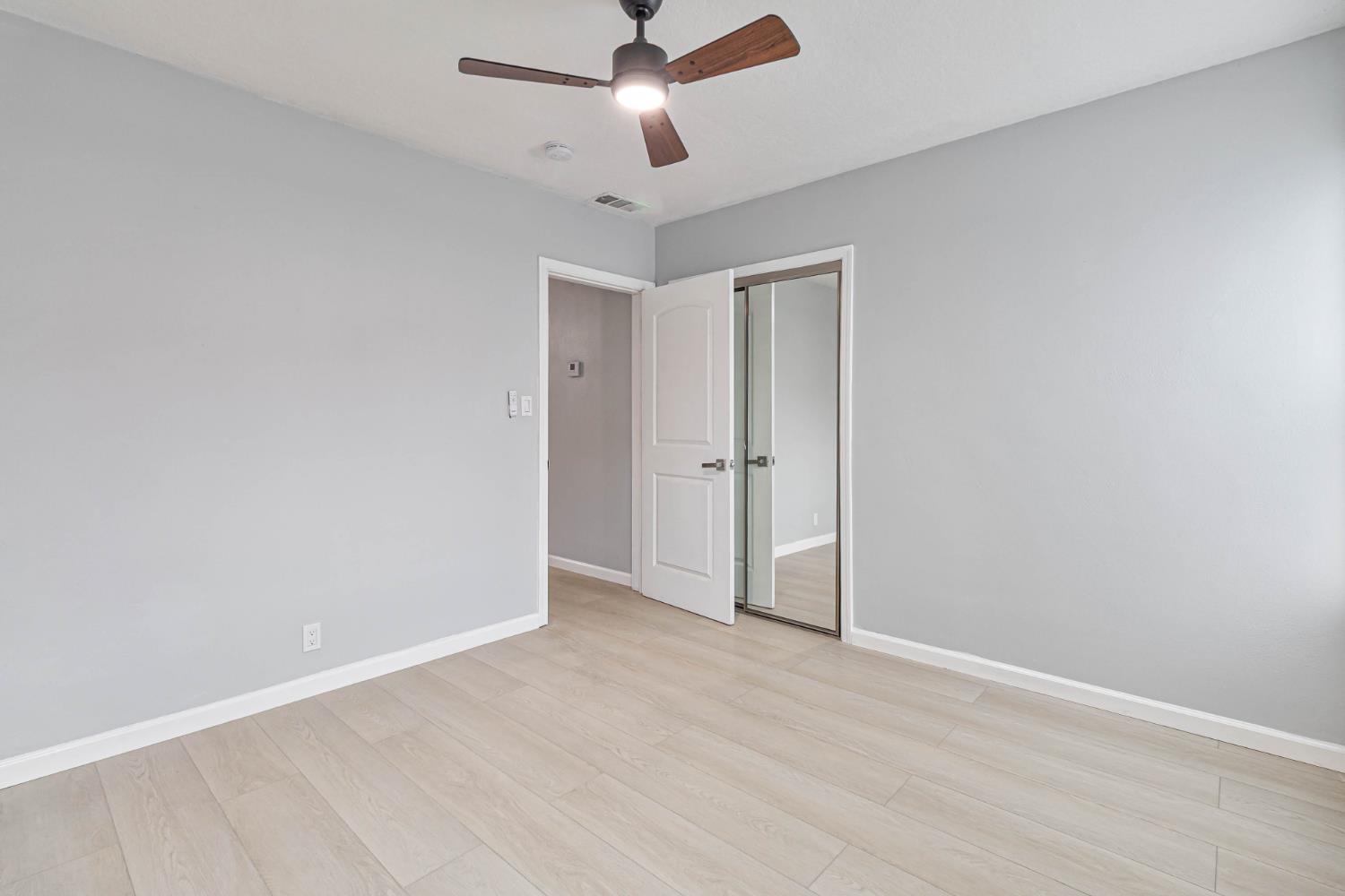 934 W Terrace Ave, Fresno, CA 93705