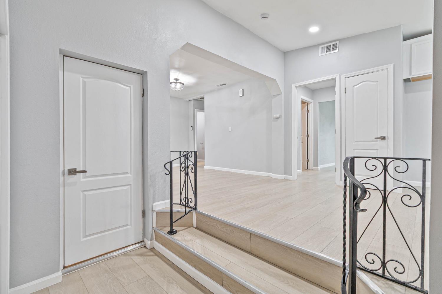 934 W Terrace Ave, Fresno, CA 93705