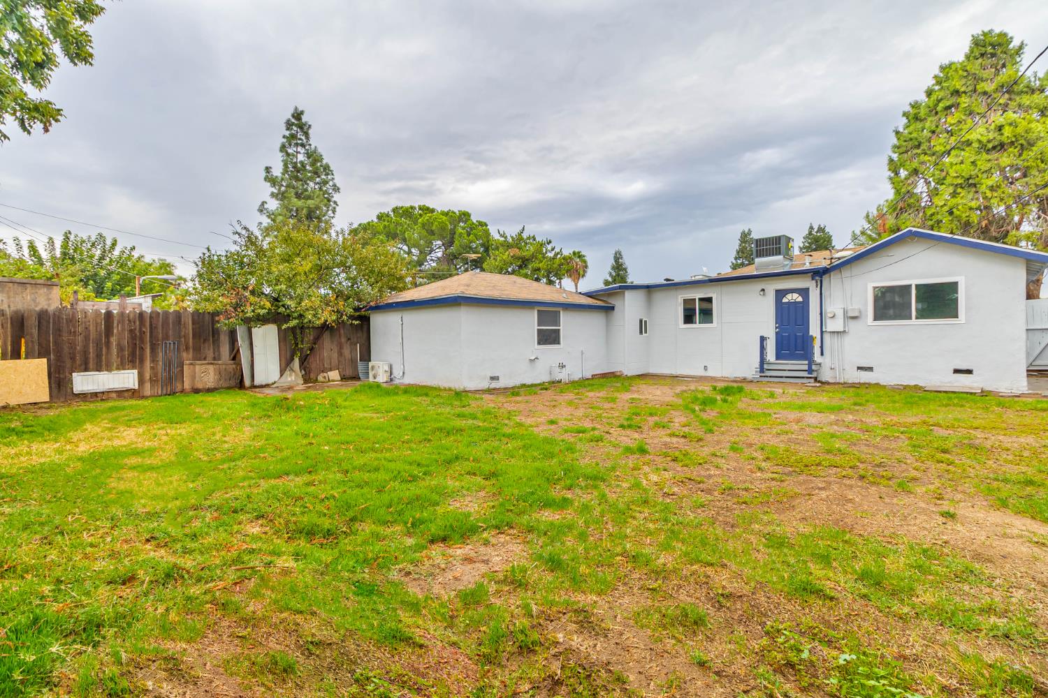 934 W Terrace Ave, Fresno, CA 93705