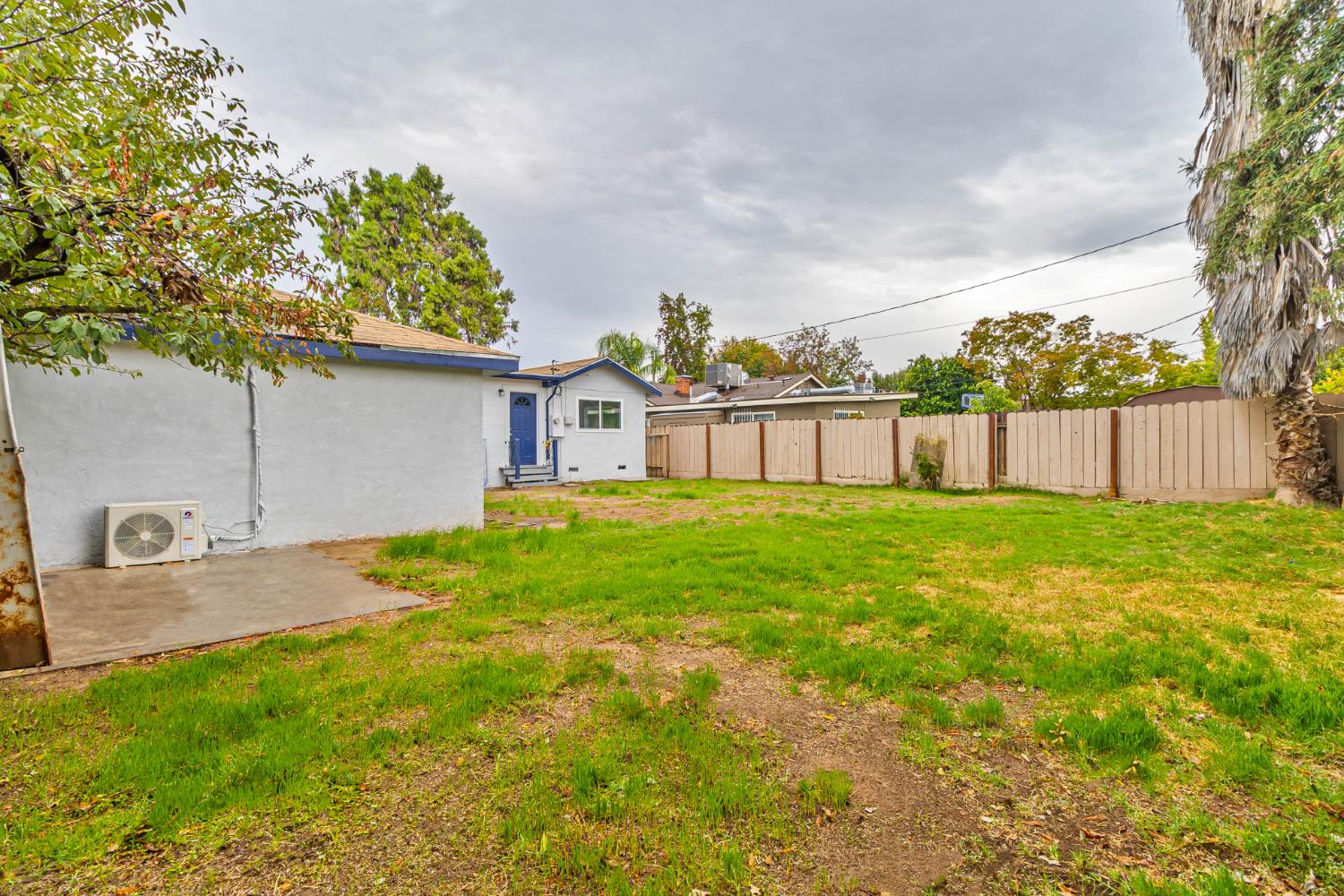 934 W Terrace Ave, Fresno, CA 93705