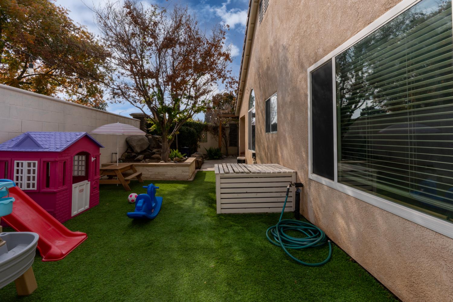 7502 N Trellis Cir, Fresno, CA 93720