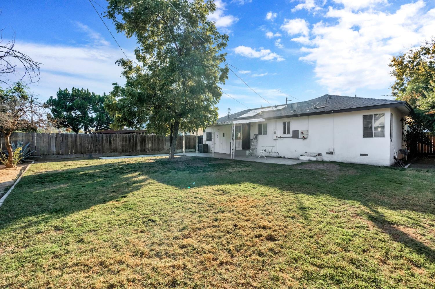 1562 N Fay Ave, Fresno, CA 93728