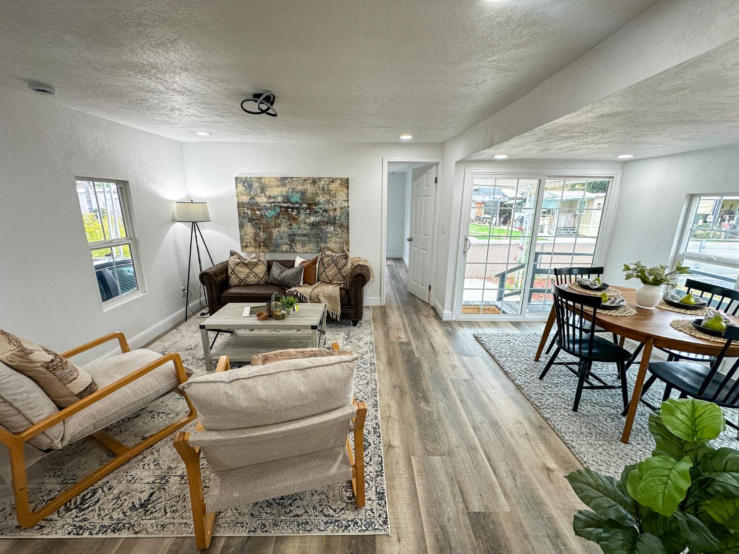 7676 N Fresno St #36, Fresno, CA 93720