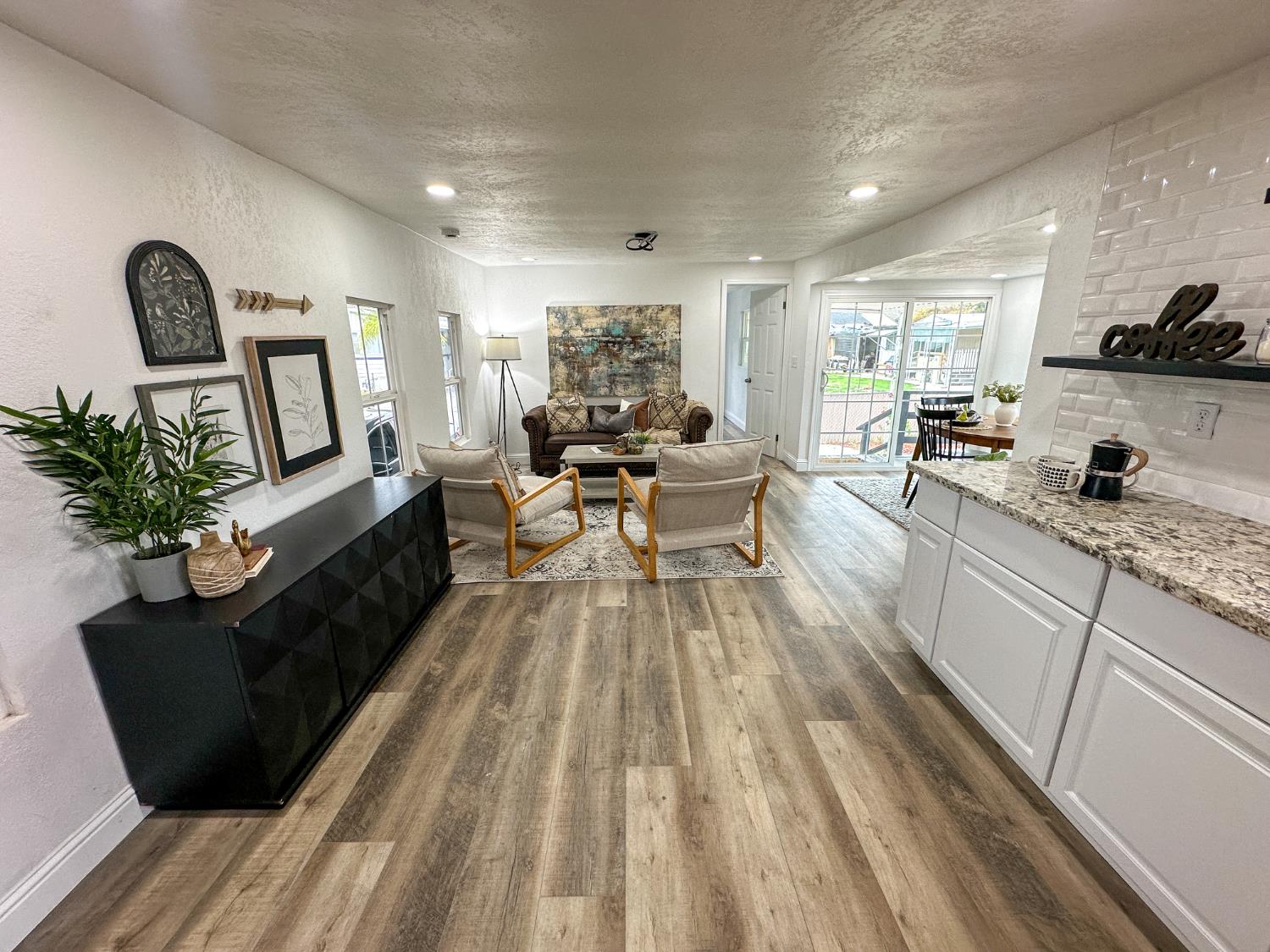 7676 N Fresno St #36, Fresno, CA 93720