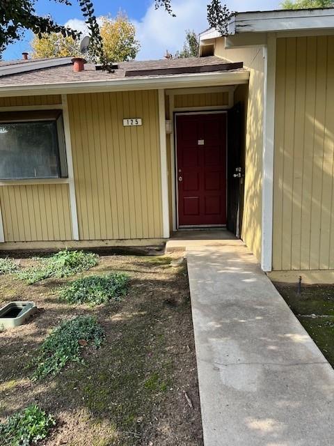 4885 N Backer Ave #125, Fresno, CA 93726