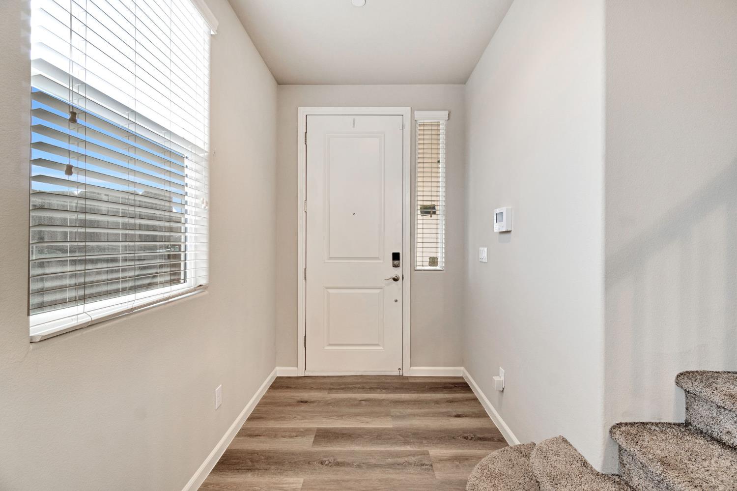 1312 Joy Dr, Clovis, CA 93619