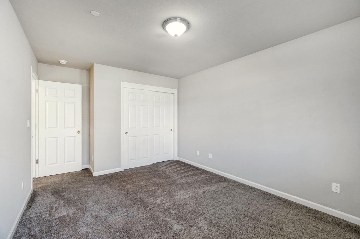 1312 Joy Dr, Clovis, CA 93619