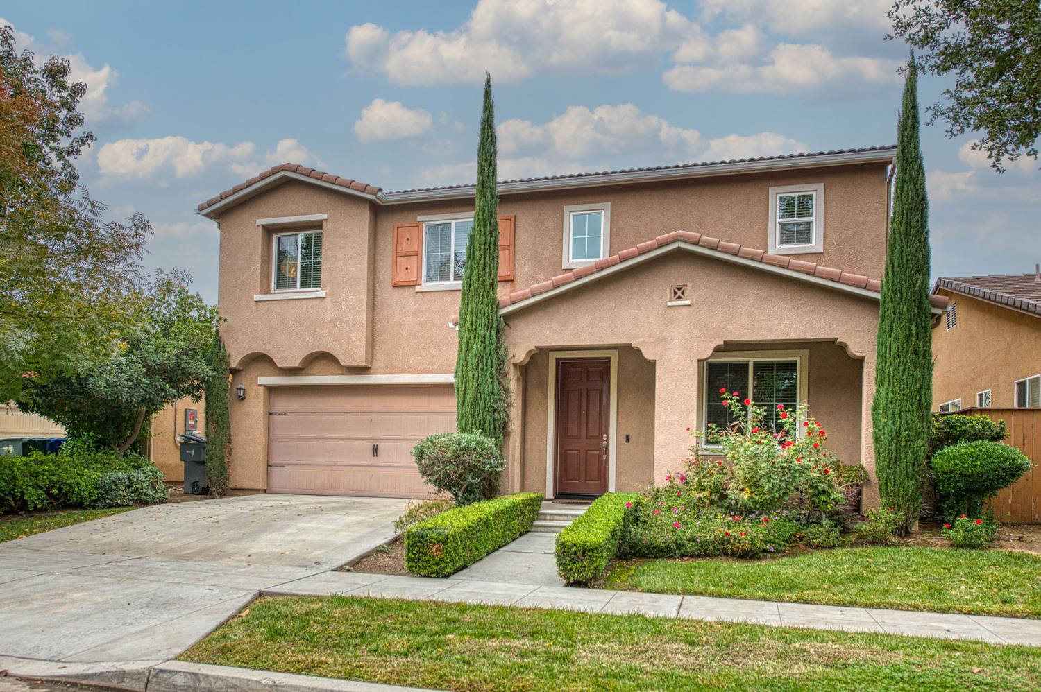 7141 N Lead Ave, Fresno, CA 93711