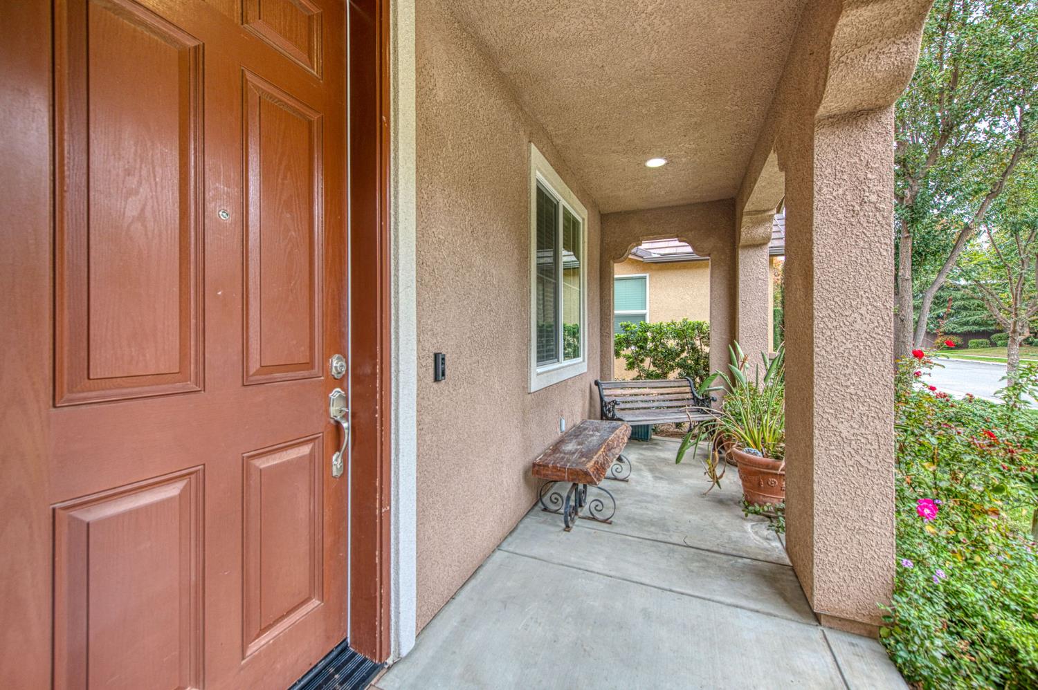 7141 N Lead Ave, Fresno, CA 93711