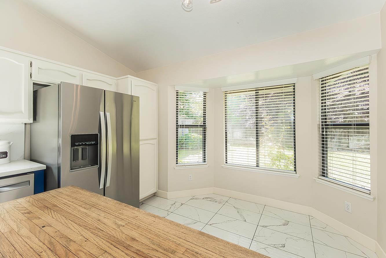 6447 N Vagedes Ave, Fresno, CA 93711