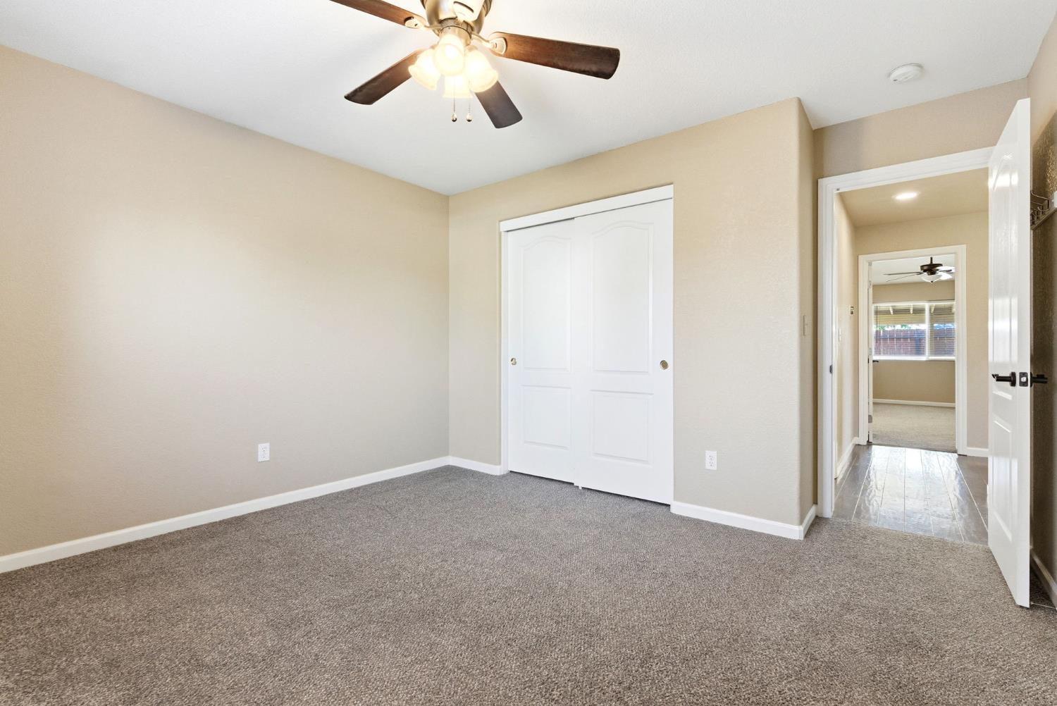 2431 S Cedar St, Visalia, CA 93292