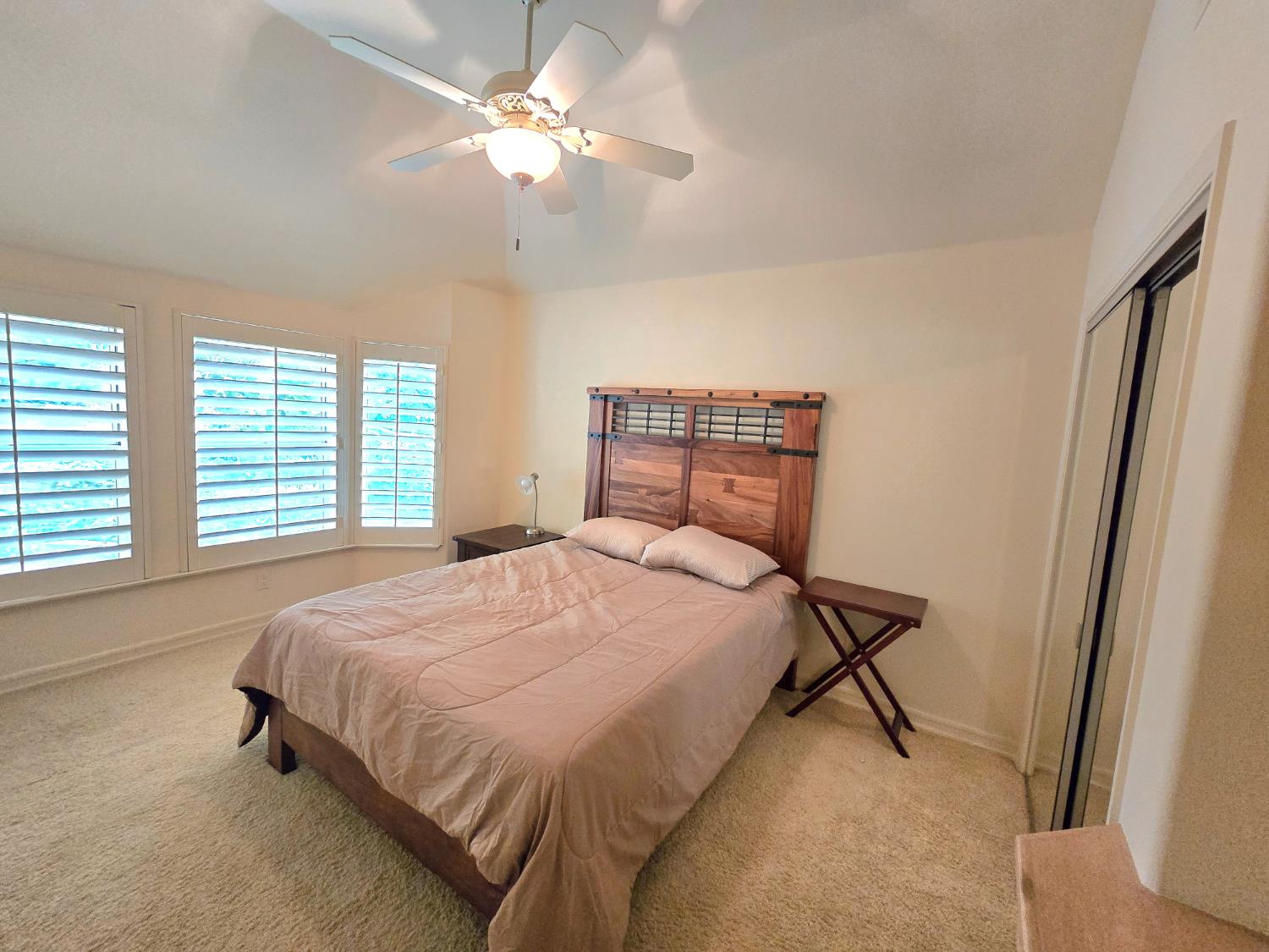 10111 Spanish Bay Dr, Fresno, CA 93720