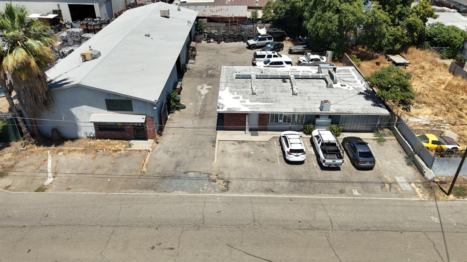 4637 E Turner Ave, Fresno, CA 93702