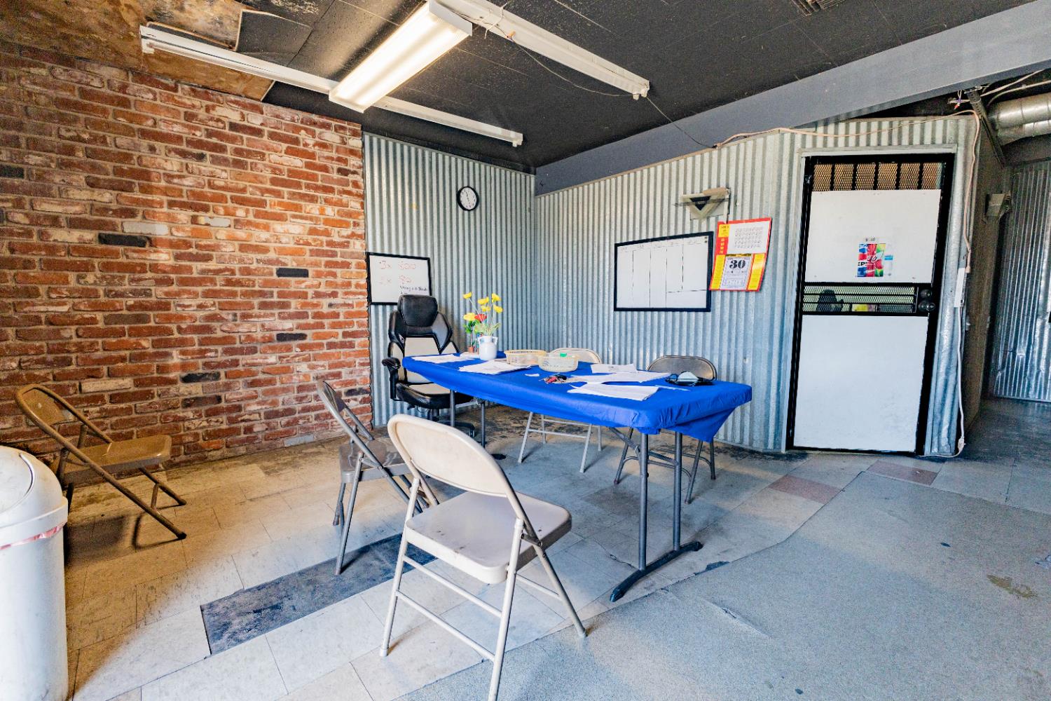 4637 E Turner Ave, Fresno, CA 93702