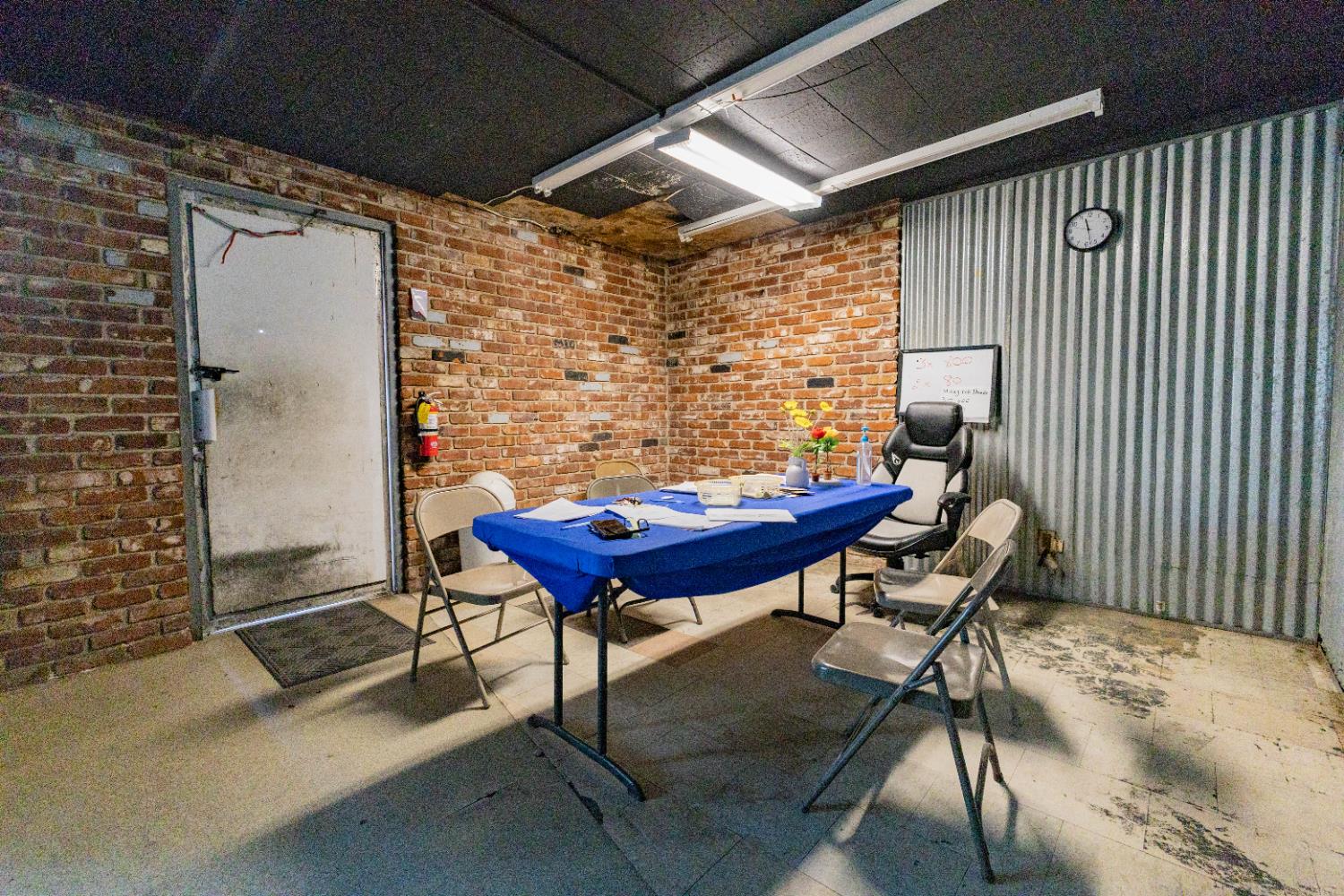 4637 E Turner Ave, Fresno, CA 93702