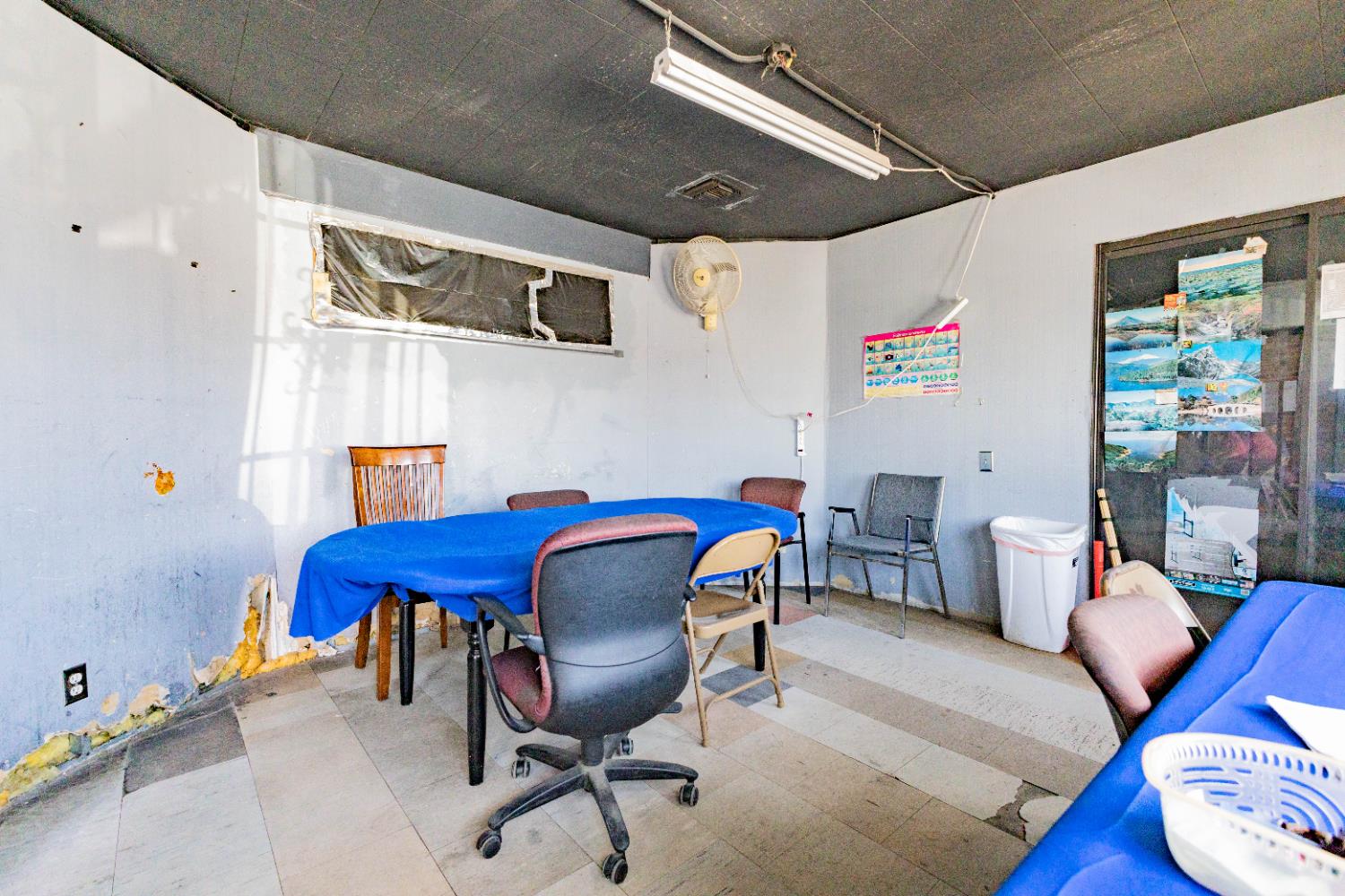 4637 E Turner Ave, Fresno, CA 93702