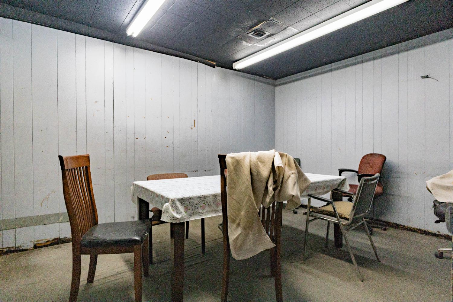 4637 E Turner Ave, Fresno, CA 93702