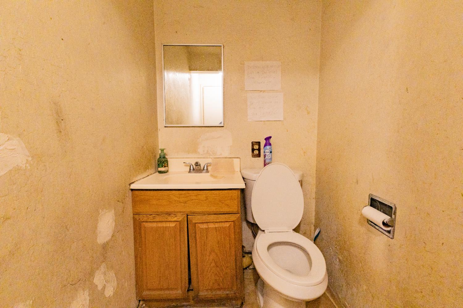 4637 E Turner Ave, Fresno, CA 93702