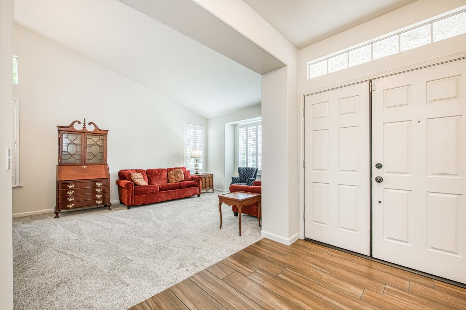 7285 N Cecelia Ave, Fresno, CA 93722