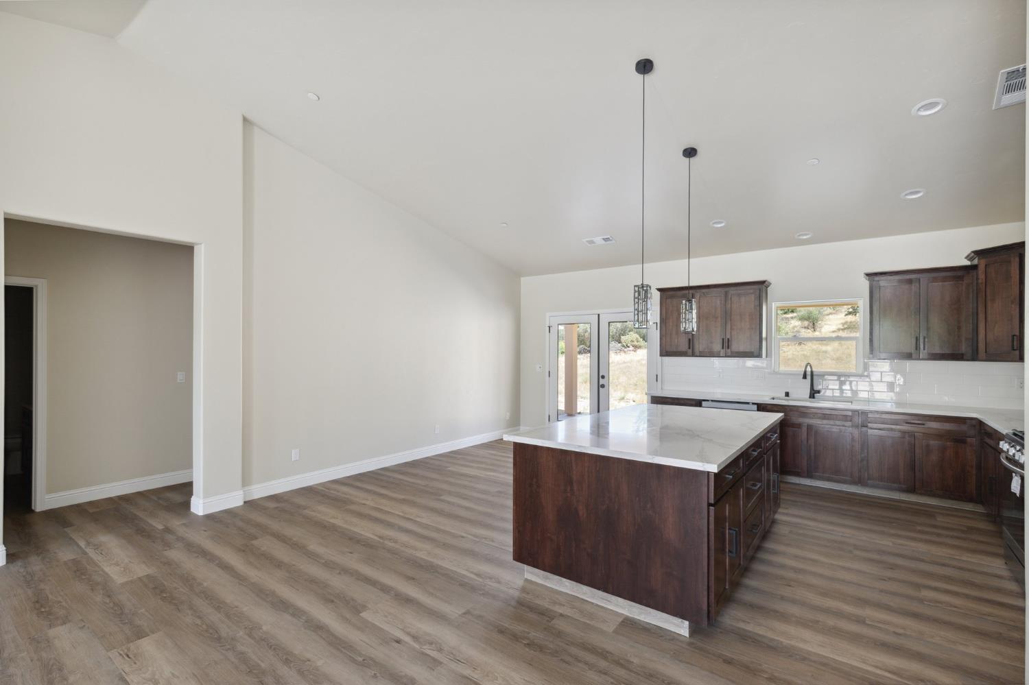 31007 Revis Rd, Coarsegold, CA 93614