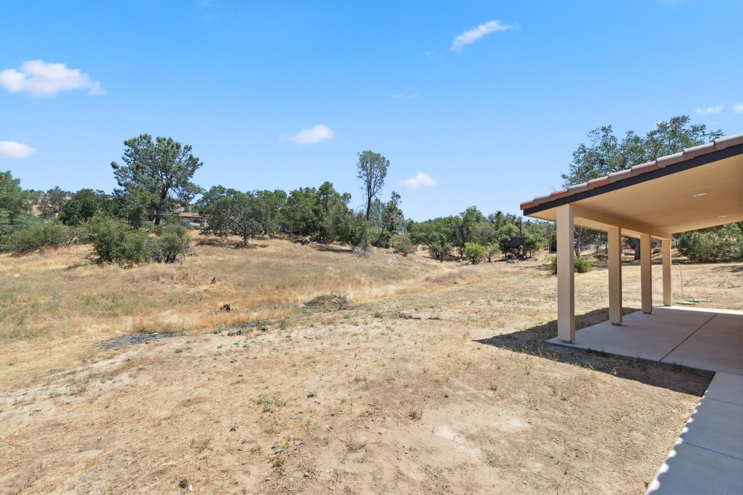 31007 Revis Rd, Coarsegold, CA 93614