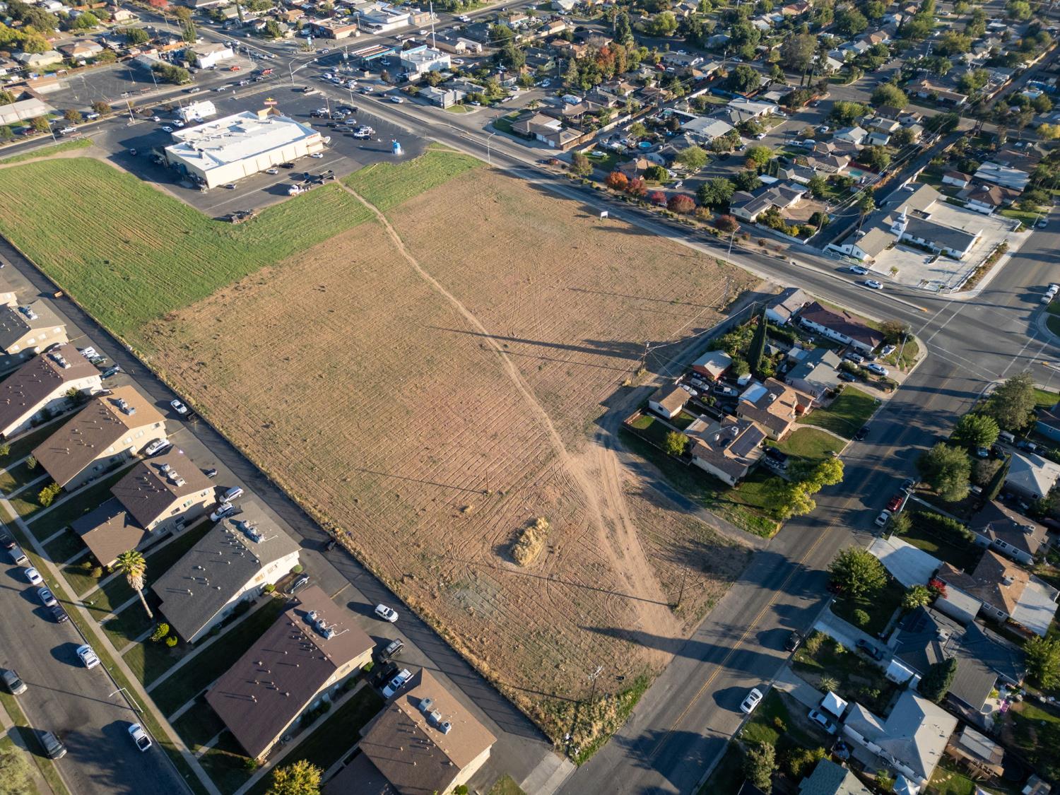 0 0 E Cleveland Ave, Madera, CA 93638