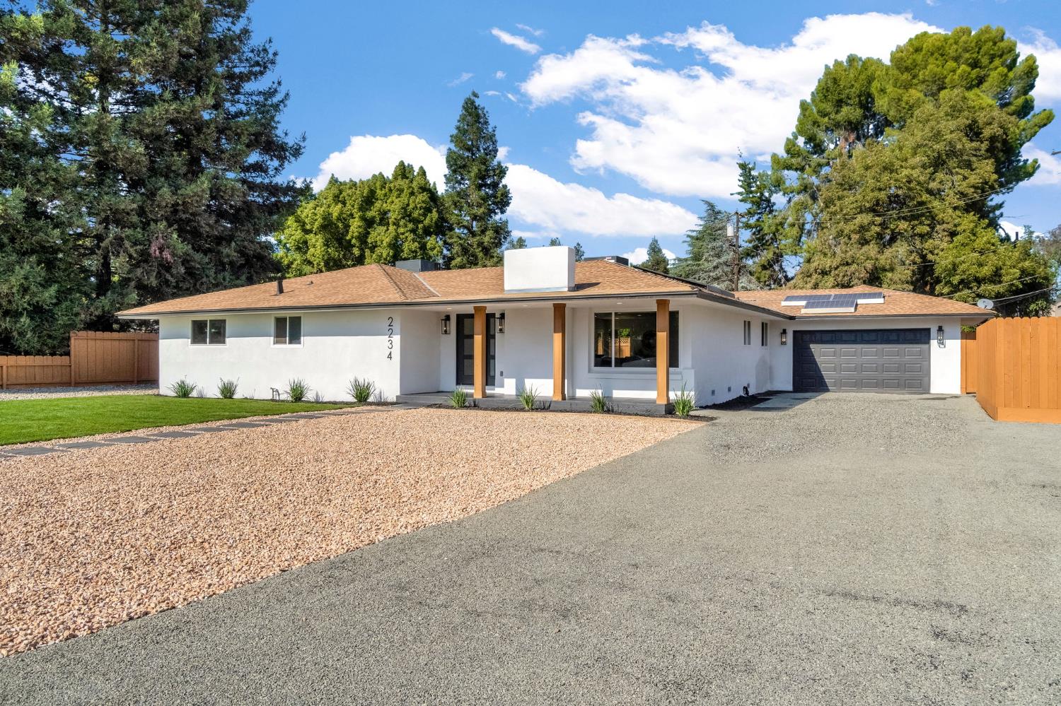 2234 W San Madele, Fresno, CA 93711