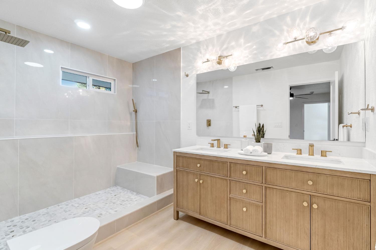 2234 W San Madele, Fresno, CA 93711