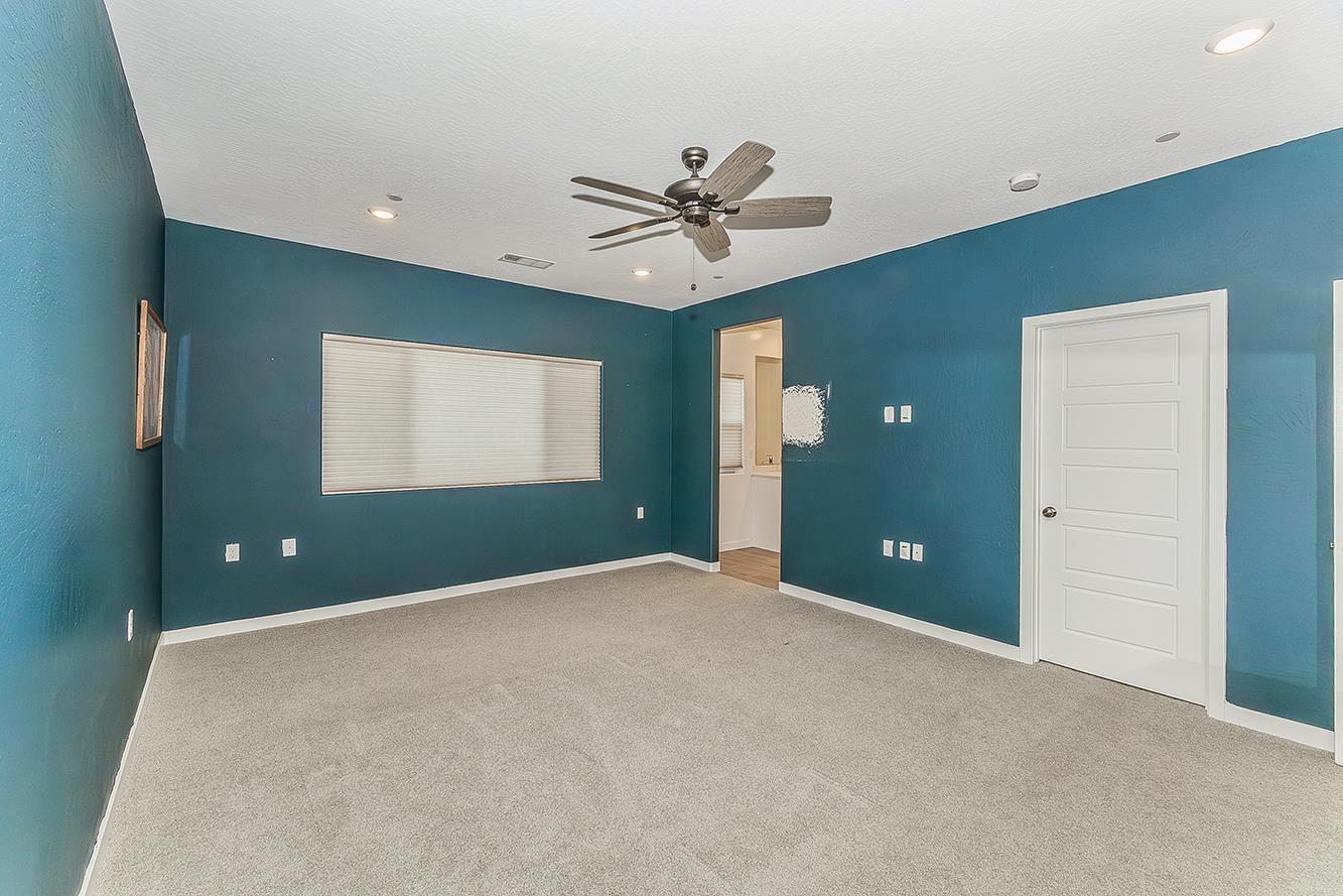 3301 La Mirada Ave, Clovis, CA 93619