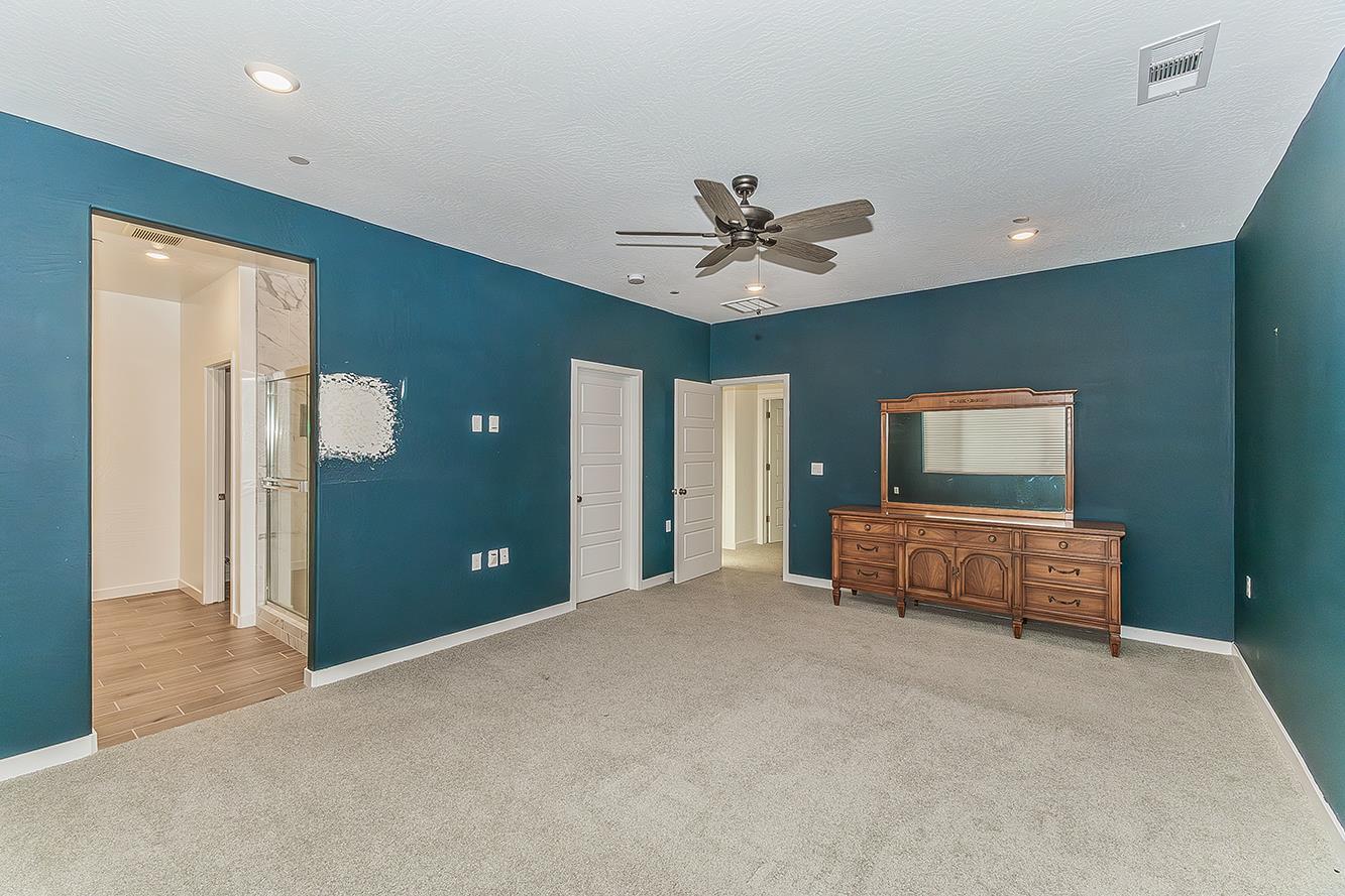 3301 La Mirada Ave, Clovis, CA 93619