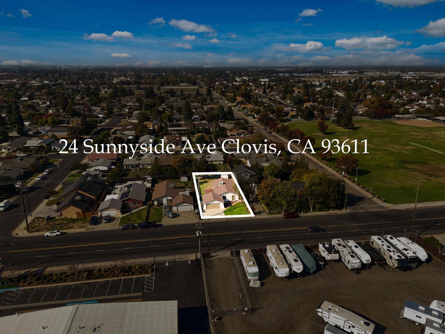 24 Sunnyside Ave, Clovis, CA 93611