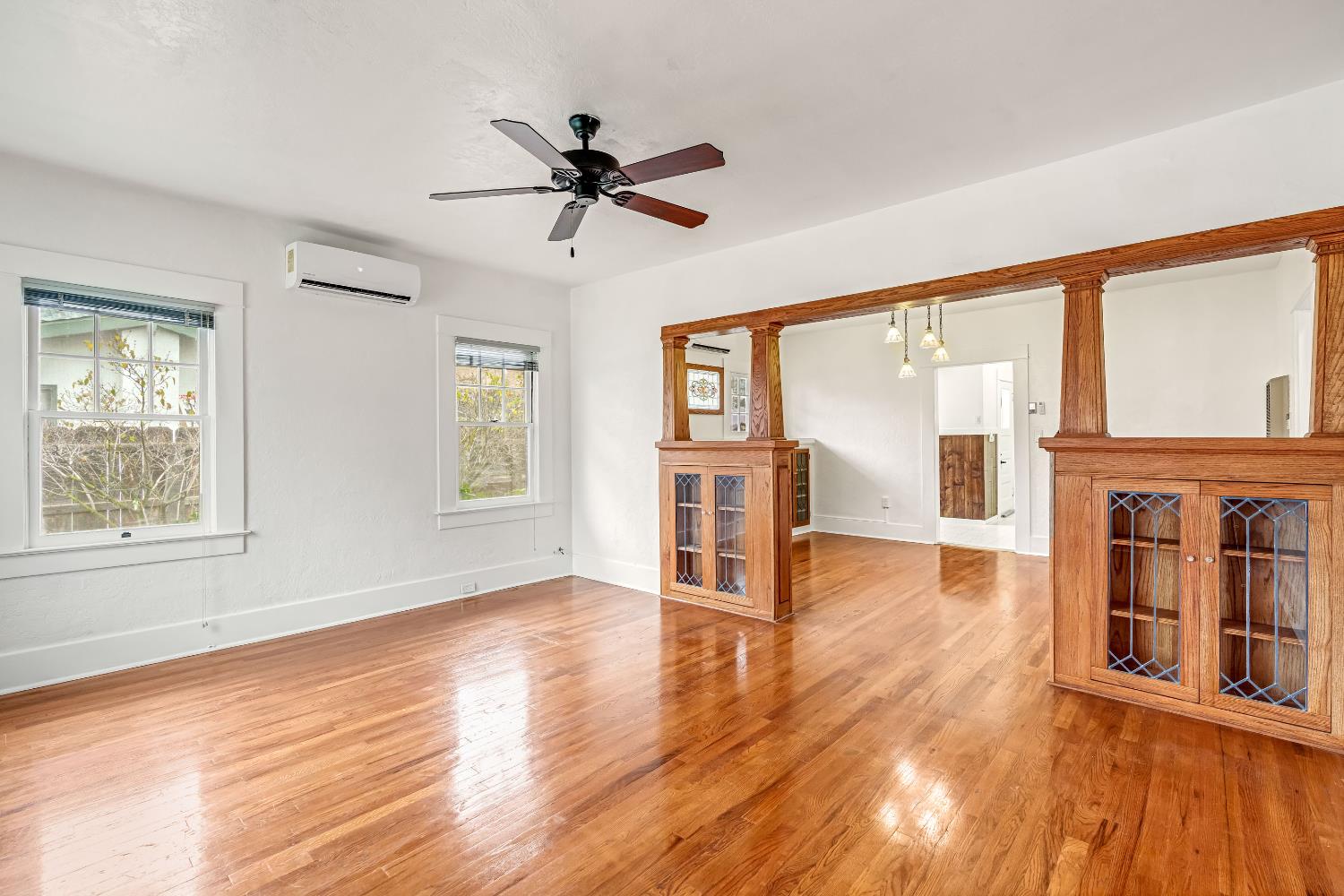 1912 N Vagedes Ave, Fresno, CA 93705