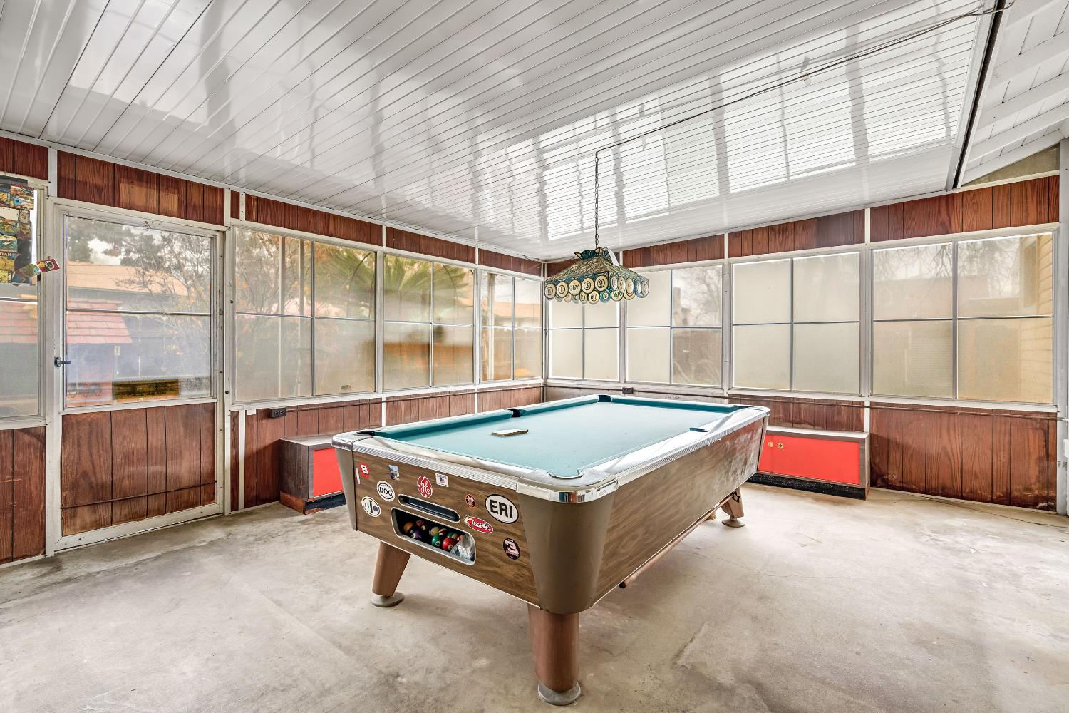 1912 N Vagedes Ave, Fresno, CA 93705