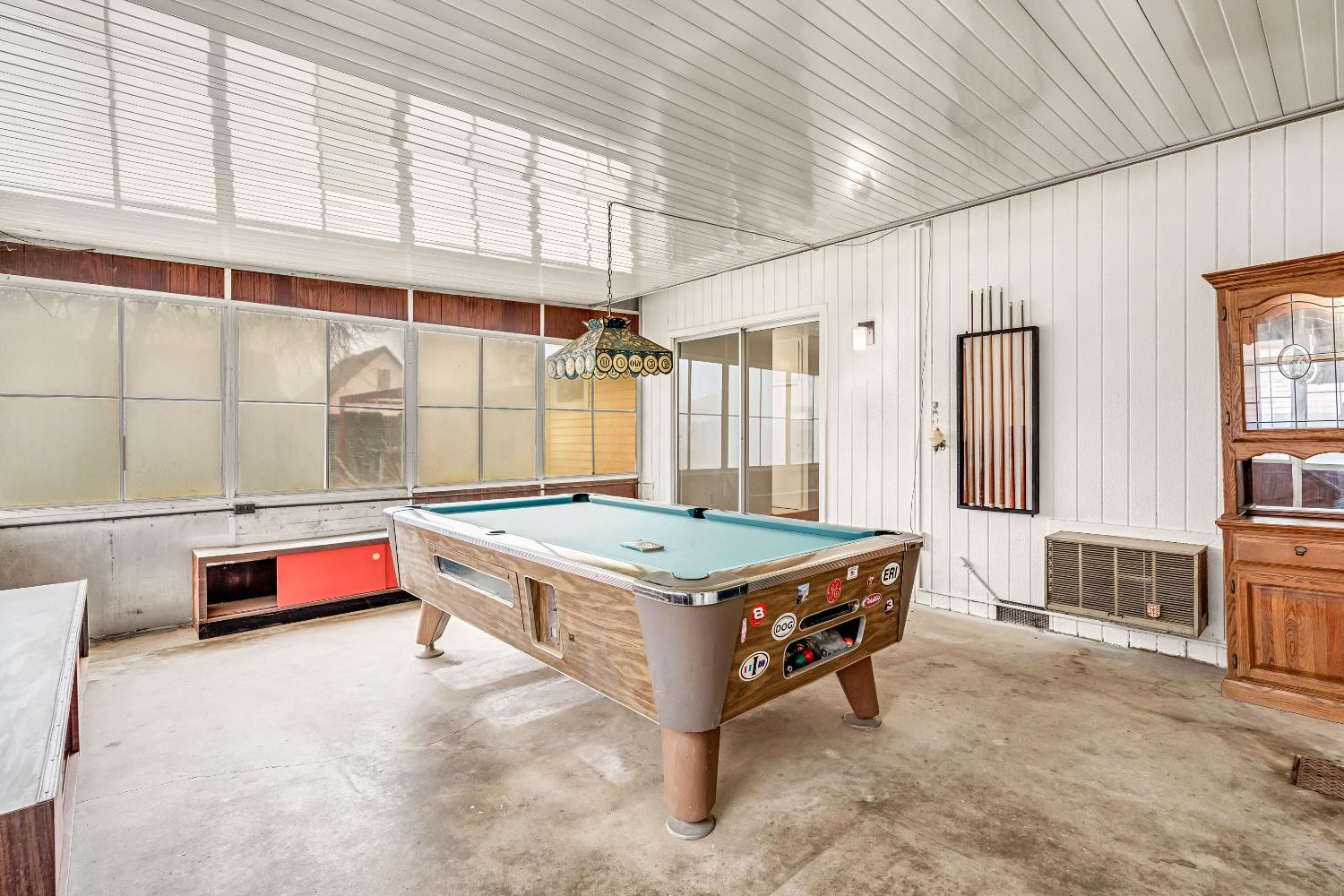 1912 N Vagedes Ave, Fresno, CA 93705