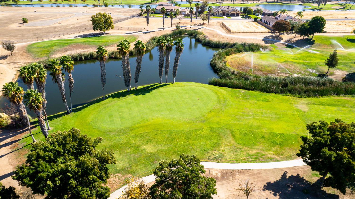 8360 Lakeshore, Chowchilla, CA 93610