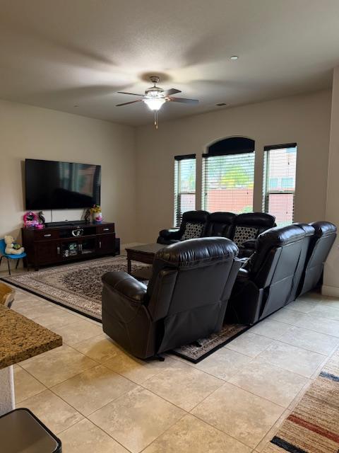 5548 N Lucy Ruiz Ave, Fresno, CA 93723