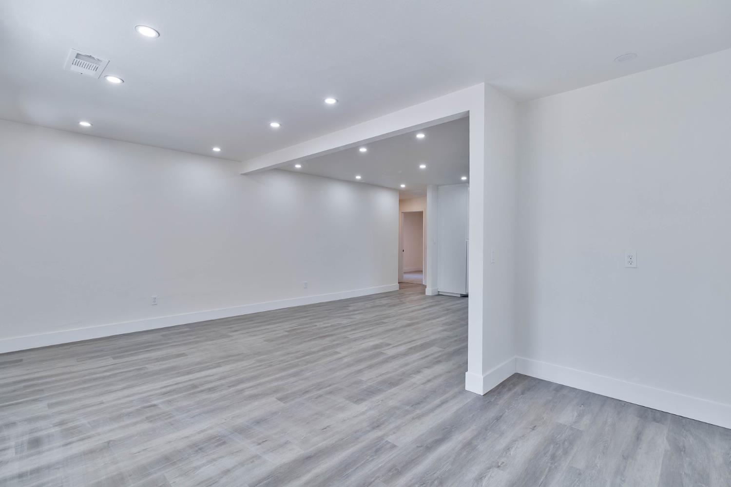 227 E Pine, Fresno, CA 93728