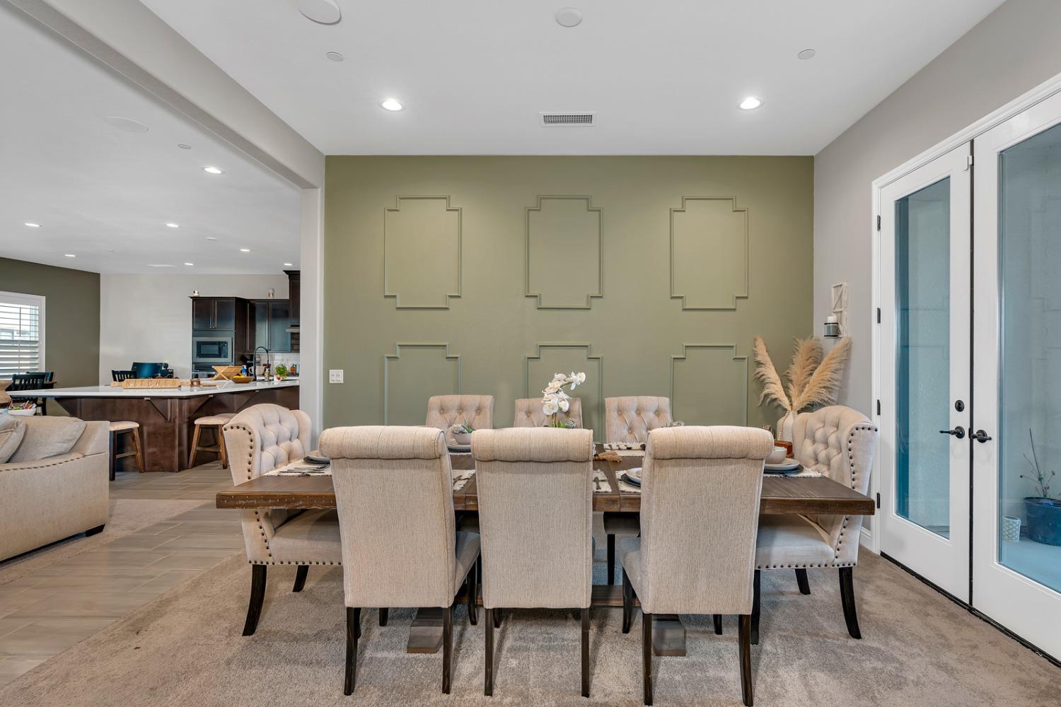 1053 Beaver Pond, Madera, CA 93636