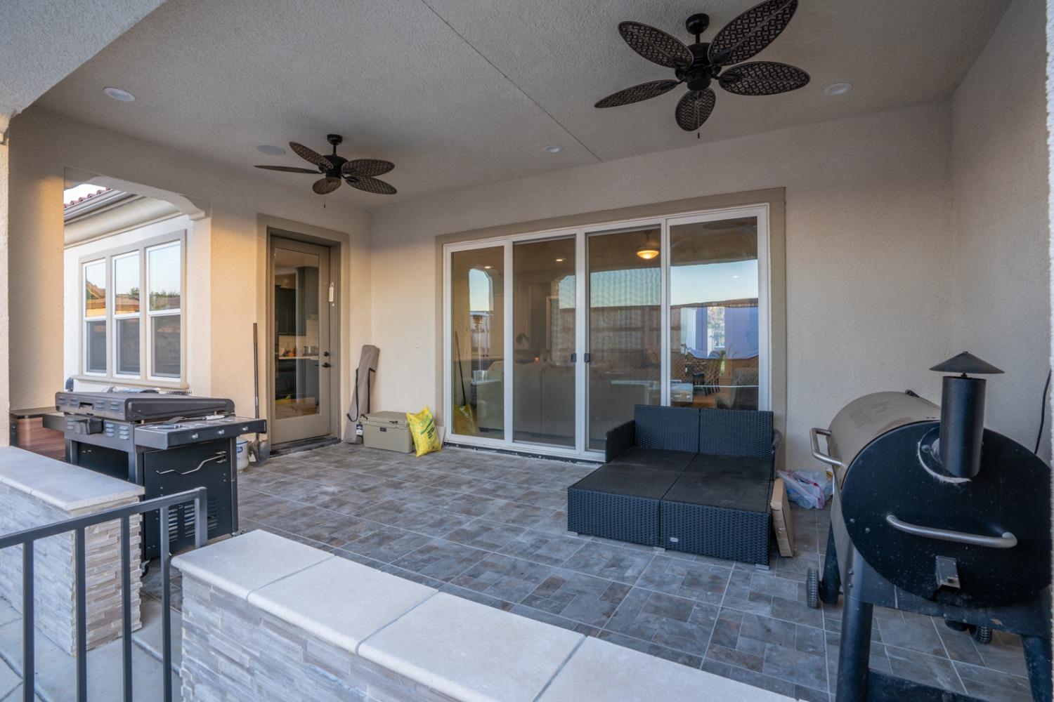 1053 Beaver Pond, Madera, CA 93636