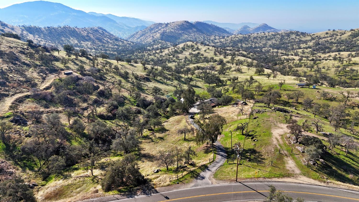 34045 George Smith Rd, Yokuts Valley, CA 93675