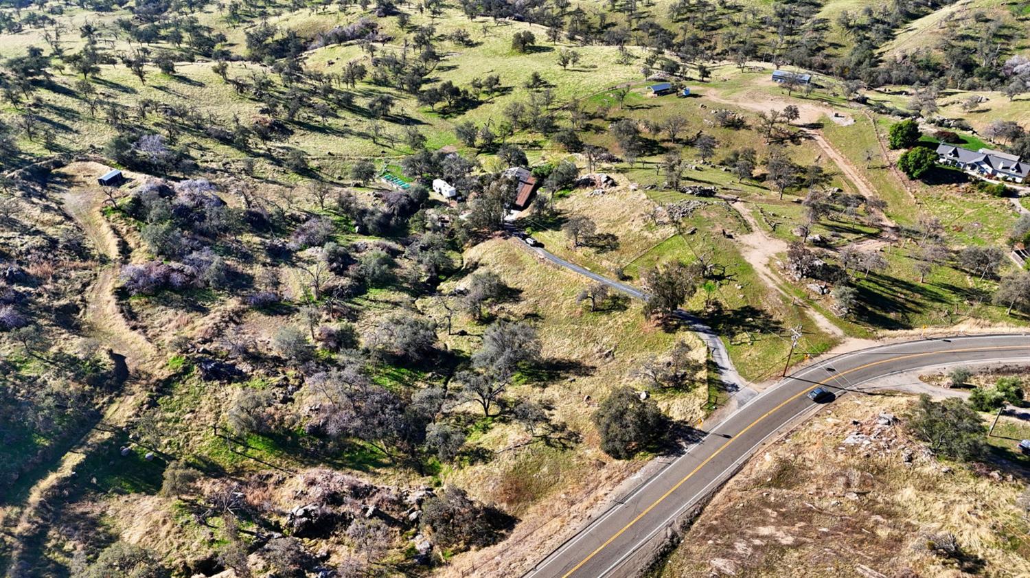 34045 George Smith Rd, Yokuts Valley, CA 93675