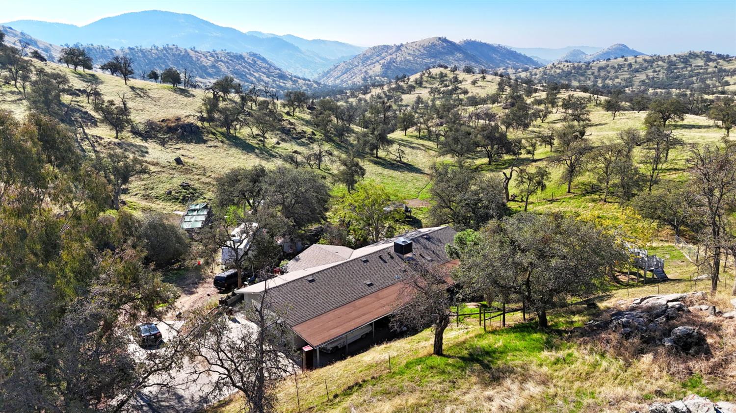 34045 George Smith Rd, Yokuts Valley, CA 93675