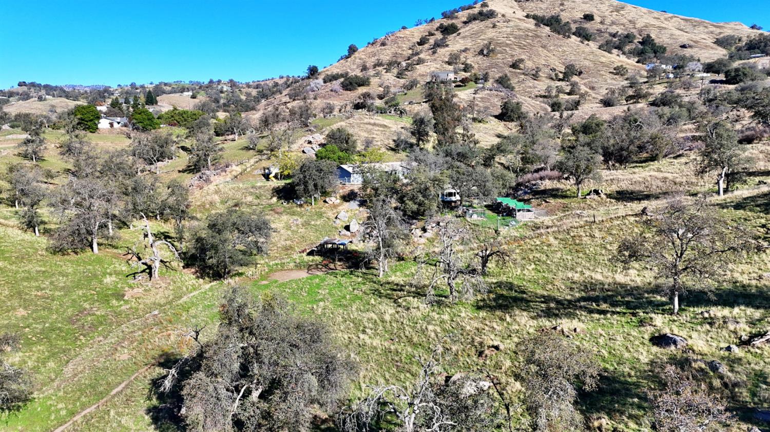 34045 George Smith Rd, Yokuts Valley, CA 93675