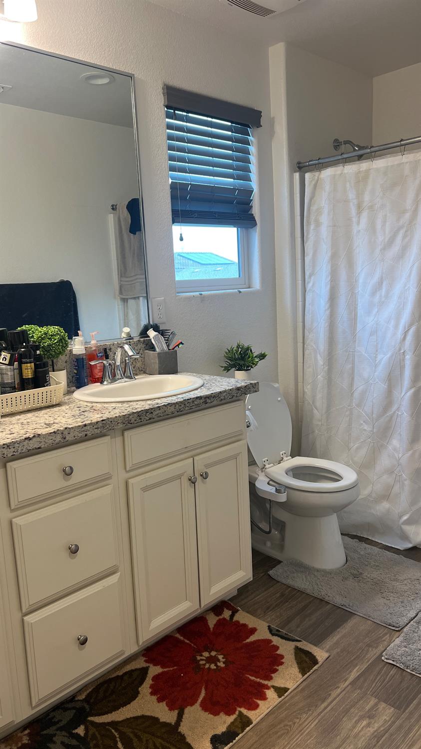 6363 W Acacia Ave, Fresno, CA 93723