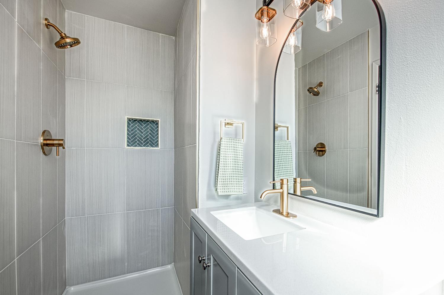 1747 Gettysburg, Clovis, CA 93611